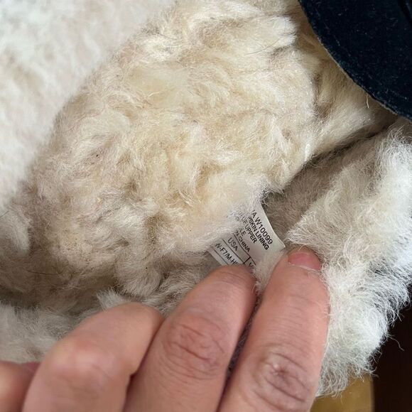 emu Australian Moccasin Womens size 7 Black Shearling lined Slippers - Picture 14 of 14